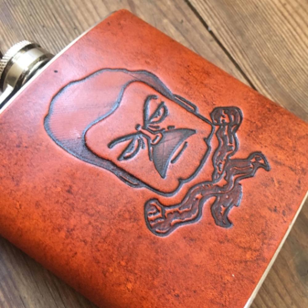 NEW Ron Swanson Bacon Handmade Leather Flask 6 oz - Picture 6 of 6